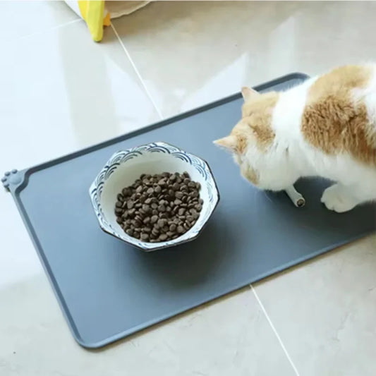 Pet food mat for dogs and cats